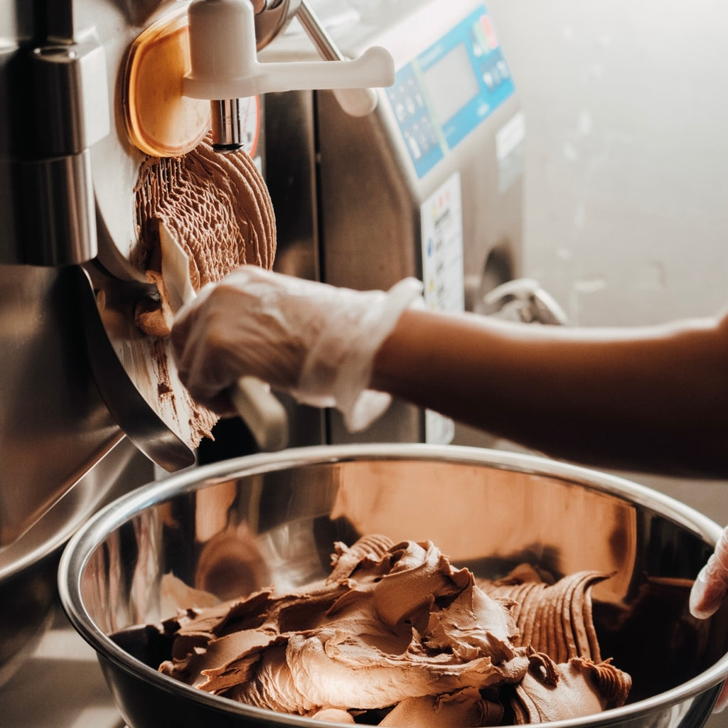 SEASONAL BOX［２月］季節のアイスクリーム３種＋定番３種（12個セット）